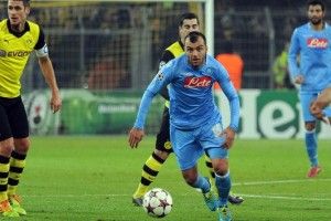 Goran Pandev durante un partido (FOTO - Nápoles)