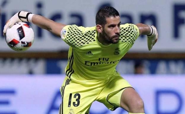 Kiko Casilla durante un partido del Real Madrid (FOTO - Las Provincias)