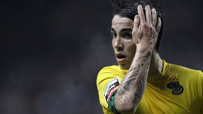 Josué Pesqueira durante un partido (FOTO - UEFA)